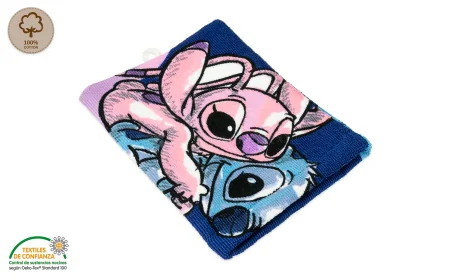 Set Infantil 3 Piezas LILO STITCH Albornoz Toalla Manopla