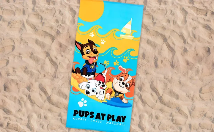 Serviette de plage / piscine pour enfants 70 x 140 cm. PAW PATROL EZ18125
